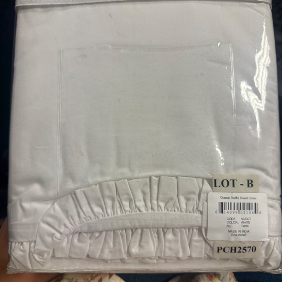 Pine Cone Hill Classic Ruffle Duvet Cover White and Twin - Picture 4 of 4